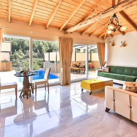 Villa Golden With Private Pool And Jacuzzi *